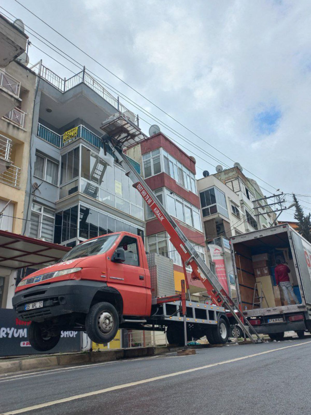 İzmir Asansörlü Taşımacılık